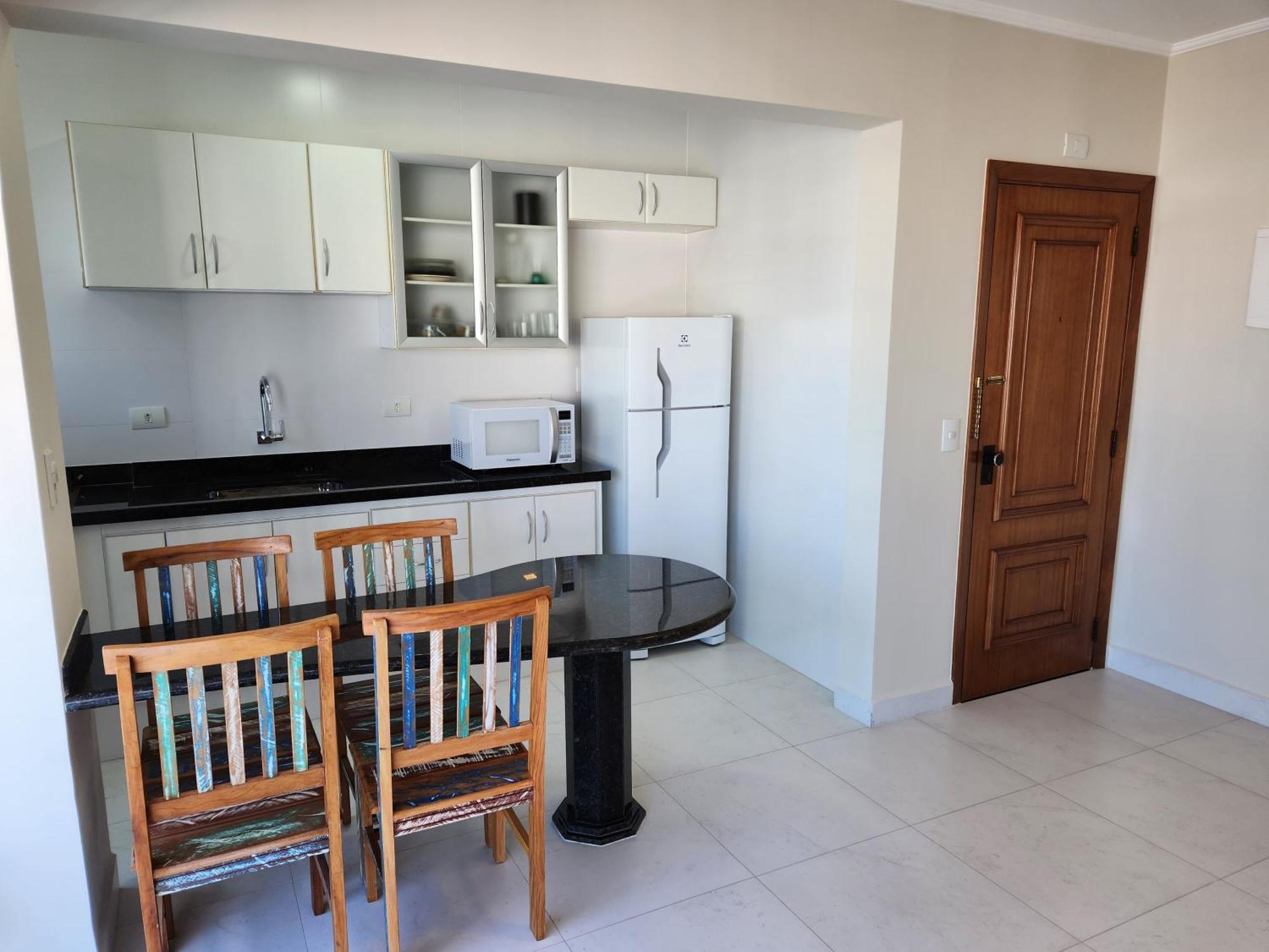 Flats Capitania Varam Pitangueiras * Guaruja